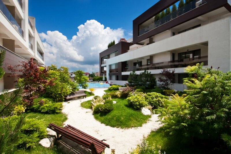 Baneasa -Iancu Nicolae- 2 camere LUX- gradina 25 mp - parcare subterana